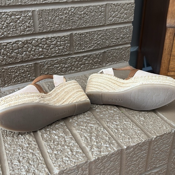 Born Stylish Beige and Brown Wedge Sandals NBW - Picture 3 of 3